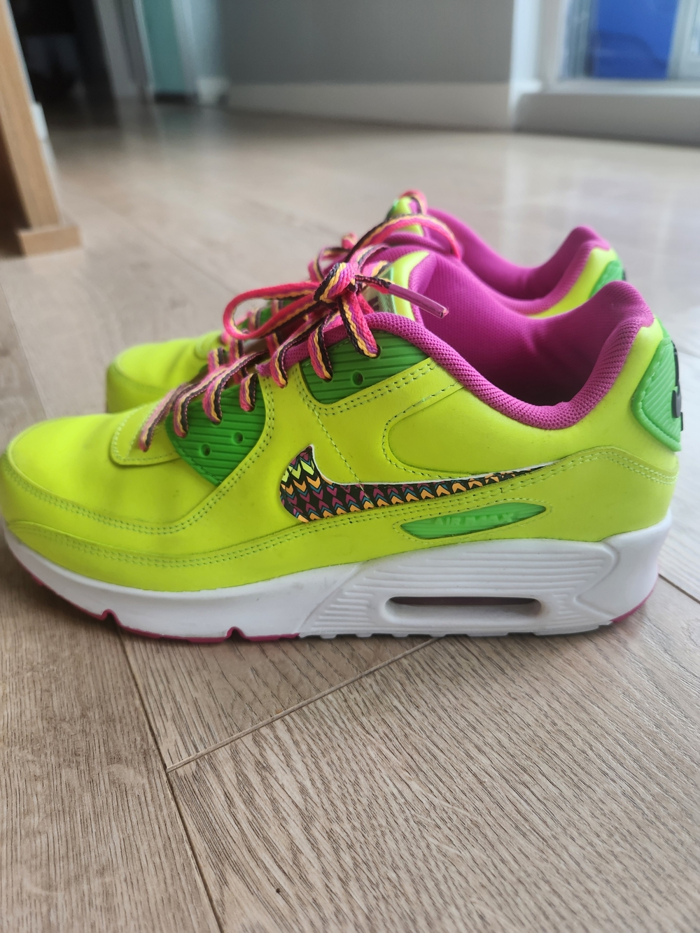 Nike Neon Yellow and Pink Sneakers with Patterned Swoosh